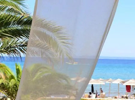 The Bay & Hotel 5*