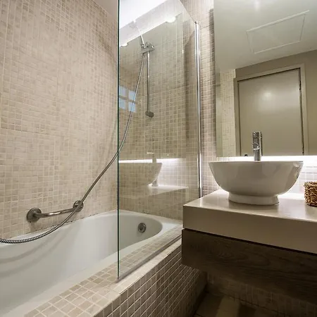 The Bay & Hotel 5*